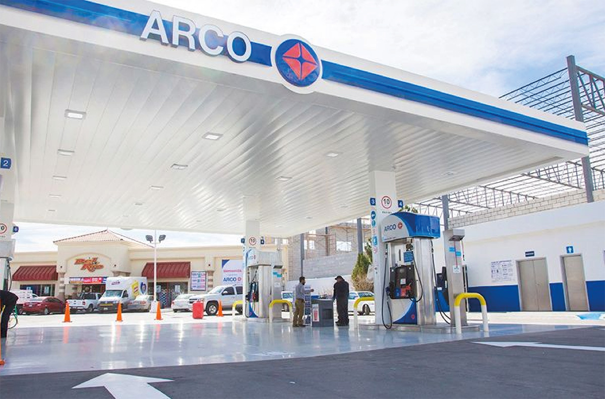GAS STATION ARCO